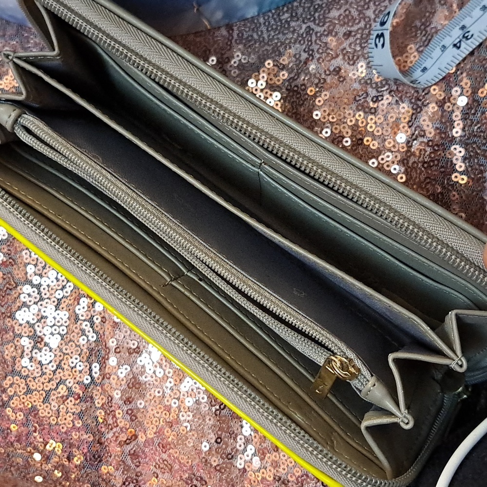 Carpisa Wallet. New Without Tags. Neon Yellow Patent Trim. Body Tan/White Weave. - Picture 4 of 6